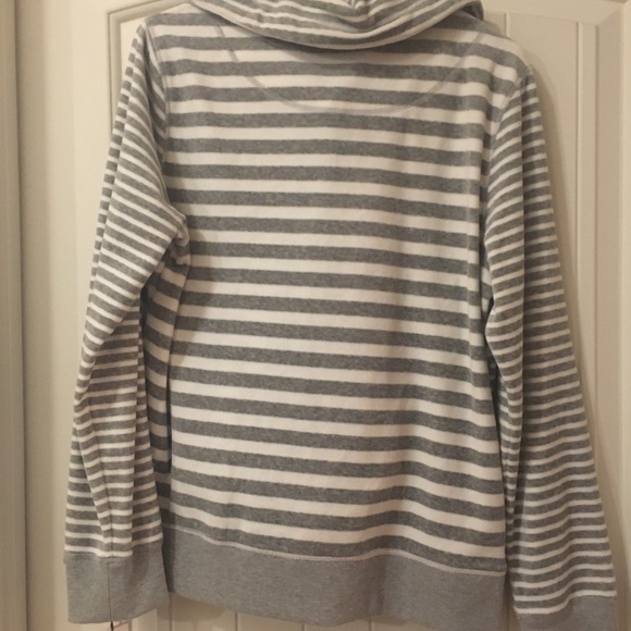 Calvin Klein Sweater - Picture 3 of 5